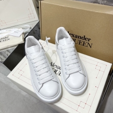 Alexander Mcqueen Casual Shoes